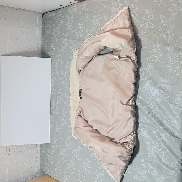 Shein Cropped Vest - Picture 5 of 6